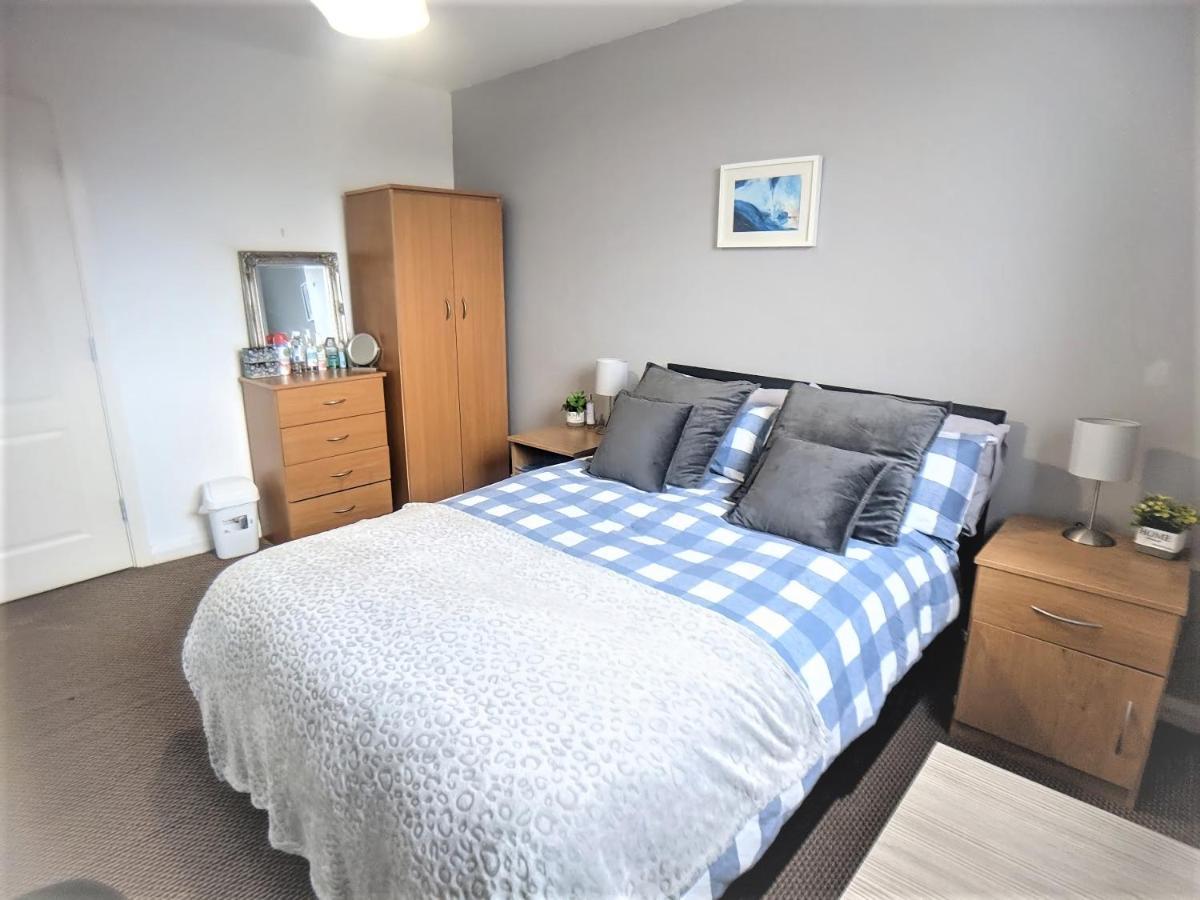 Large 3 Bedrooms In Liverpool City Centre, Free Parking エクステリア 写真