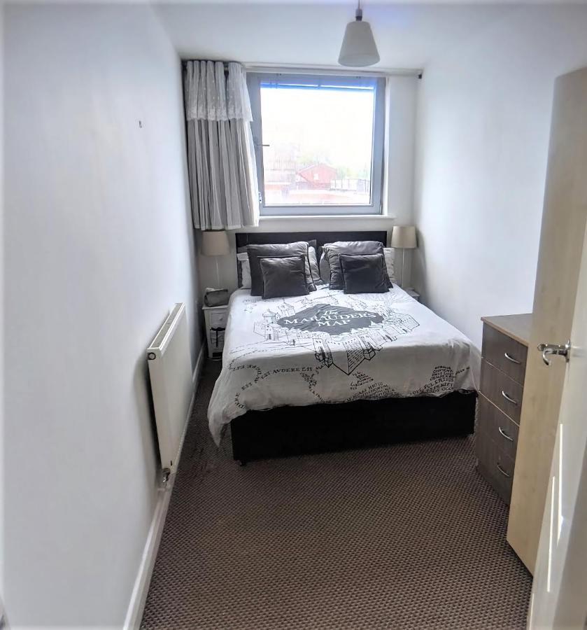 Large 3 Bedrooms In Liverpool City Centre, Free Parking エクステリア 写真