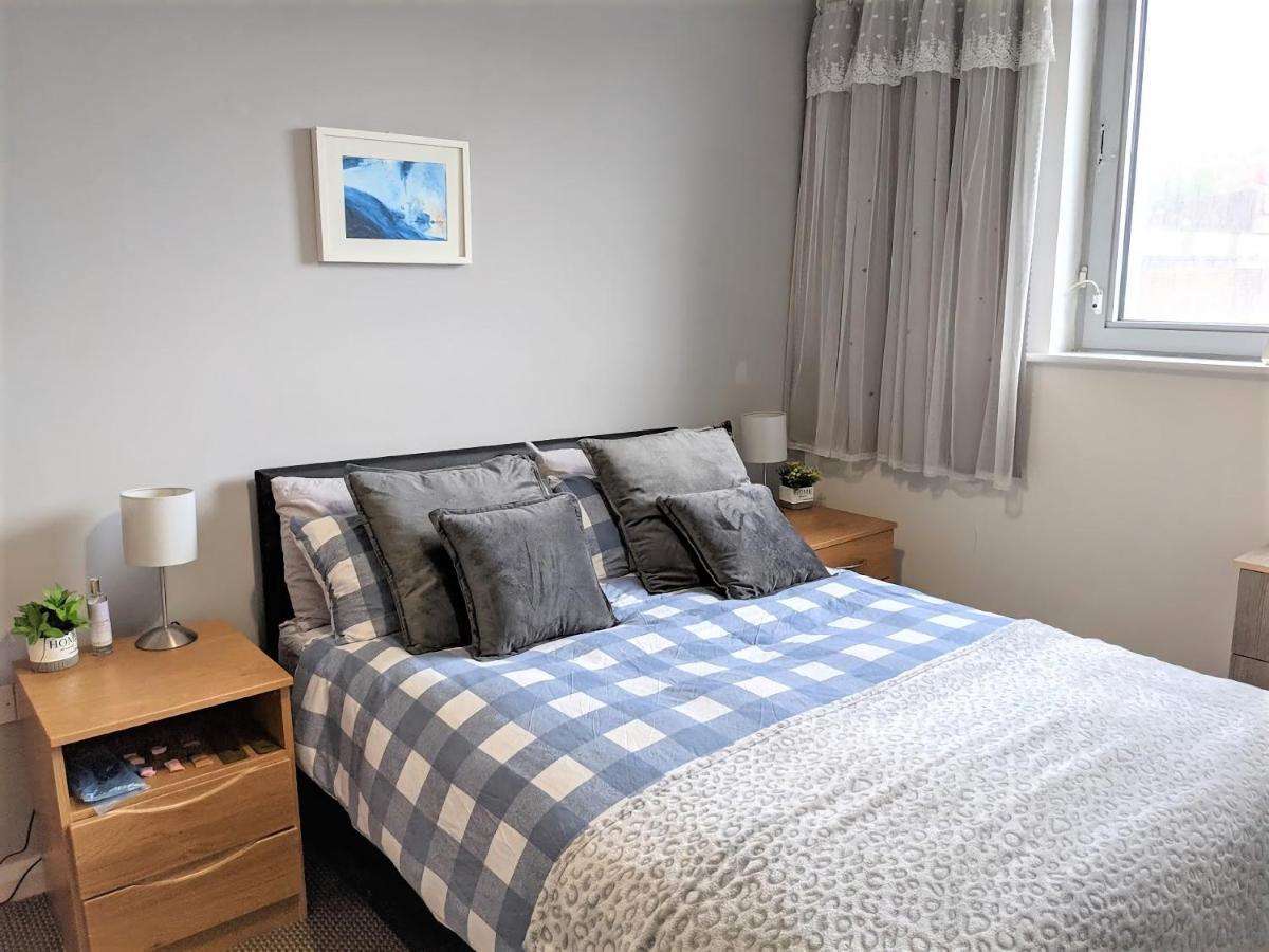 Large 3 Bedrooms In Liverpool City Centre, Free Parking エクステリア 写真