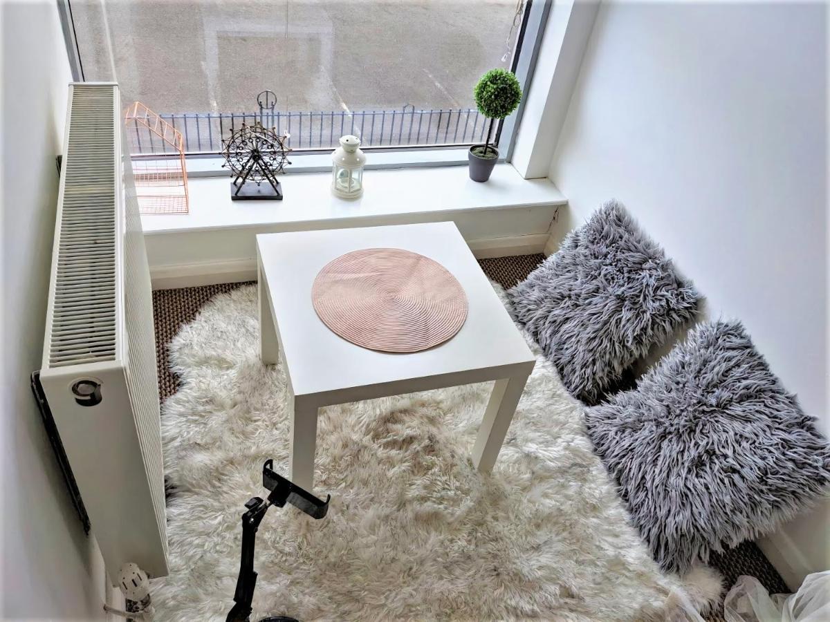 Large 3 Bedrooms In Liverpool City Centre, Free Parking エクステリア 写真