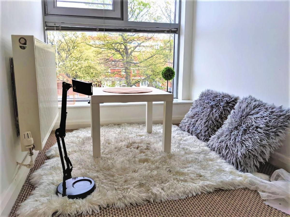 Large 3 Bedrooms In Liverpool City Centre, Free Parking エクステリア 写真